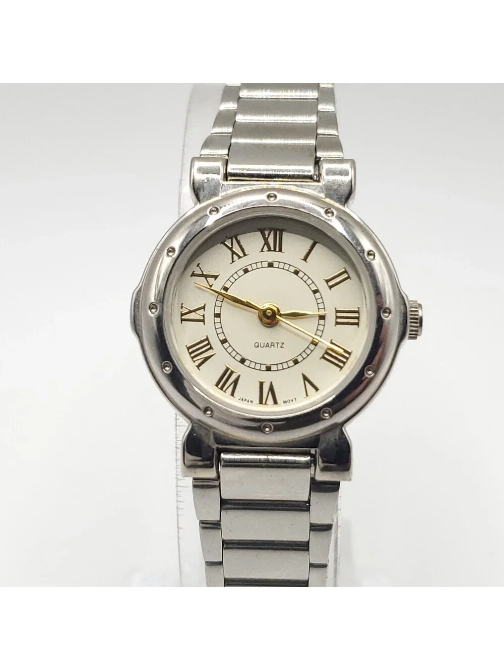 Avon Womens Quartz Watch 24mm Silver Tone Adjustable Band New Battery